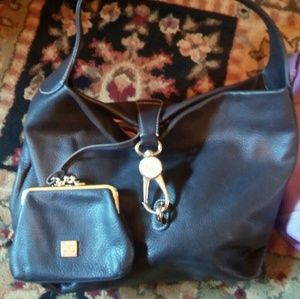 Dooney & Bourke